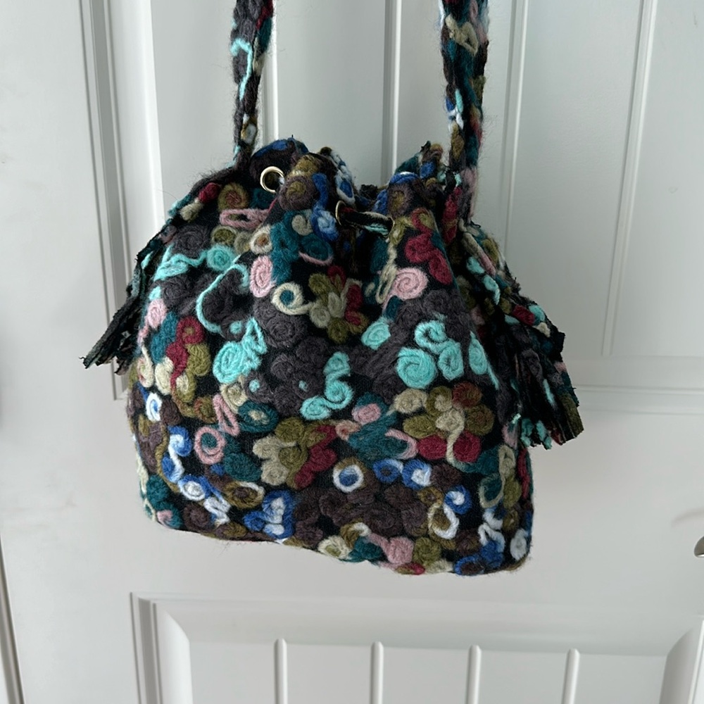 Wool, colorful purse string bag